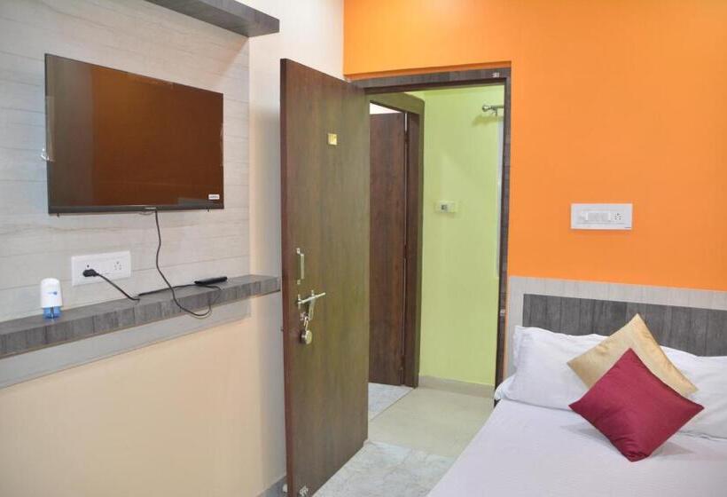 Hotel Manorama Palace