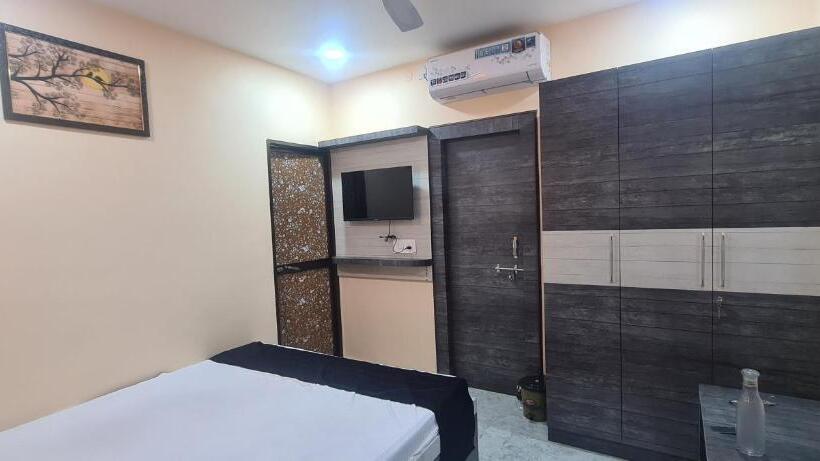 Hotel Manorama Palace