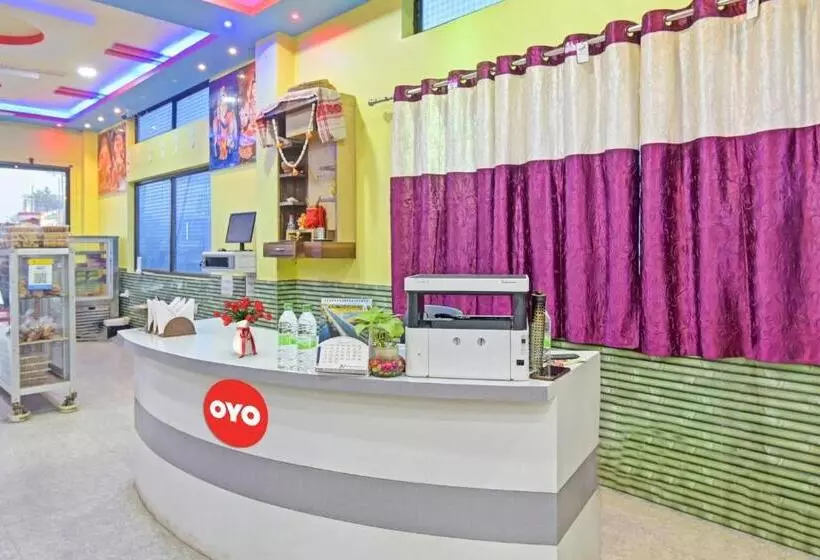ホテル Oyo Flagship 80594 Kriyan