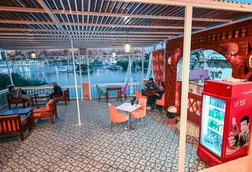 پانسیون Kana Kato