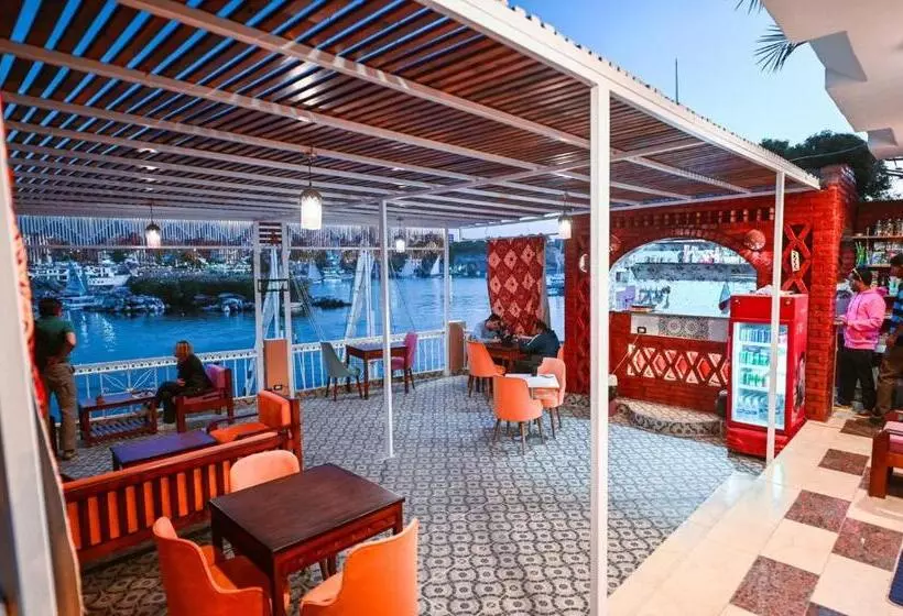 پانسیون Kana Kato