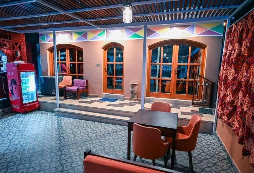 پانسیون Kana Kato