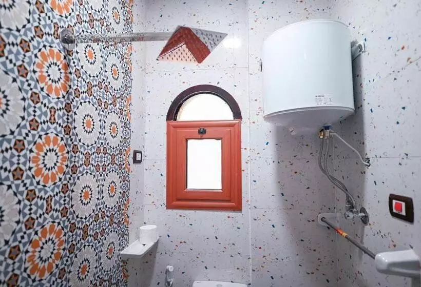 پانسیون Kana Kato