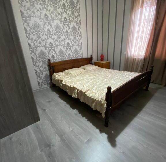 膳宿费 Sargsyans Guest Hause