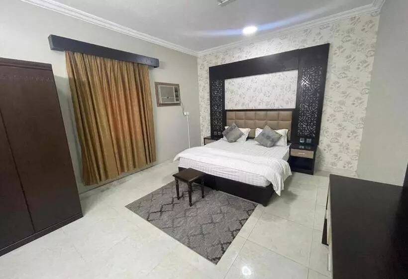 Burj Al Hayat Hotel   Abu Arish