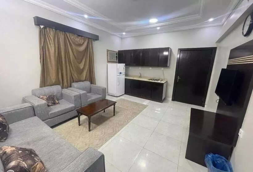 Burj Al Hayat Hotel   Abu Arish