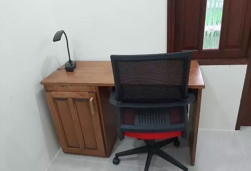 هاستل Pesheres Inn & Spa