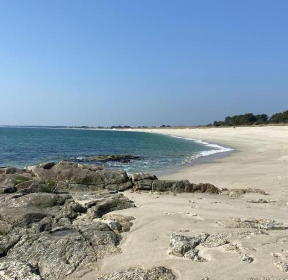 مبيت وإفطار Embruns Et Sarrasin