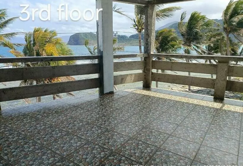 Aamiaismajoitus (B&B) Ocean View Room Jay Henry S Transient House