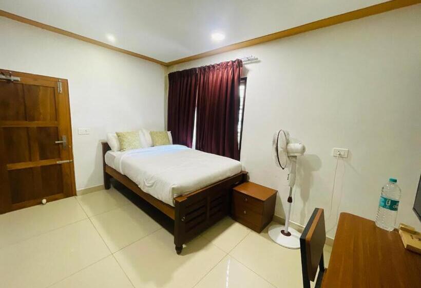 Bed and Breakfast Thottom Stays Munnar, Forest Bungalow