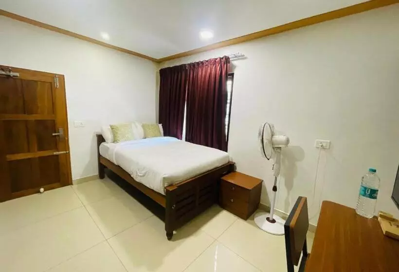 ベッドアンドブレックファースト Thottom Stays Munnar, Forest Bungalow