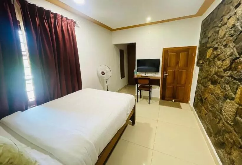 ベッドアンドブレックファースト Thottom Stays Munnar, Forest Bungalow
