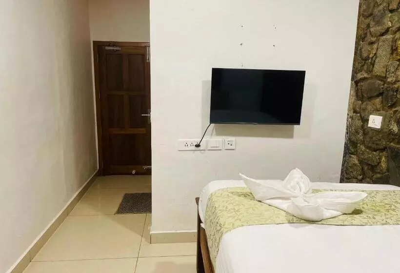 ベッドアンドブレックファースト Thottom Stays Munnar, Forest Bungalow