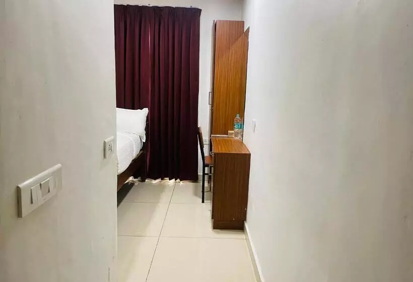 ベッドアンドブレックファースト Thottom Stays Munnar, Forest Bungalow