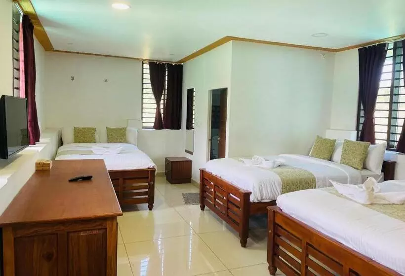 ベッドアンドブレックファースト Thottom Stays Munnar, Forest Bungalow