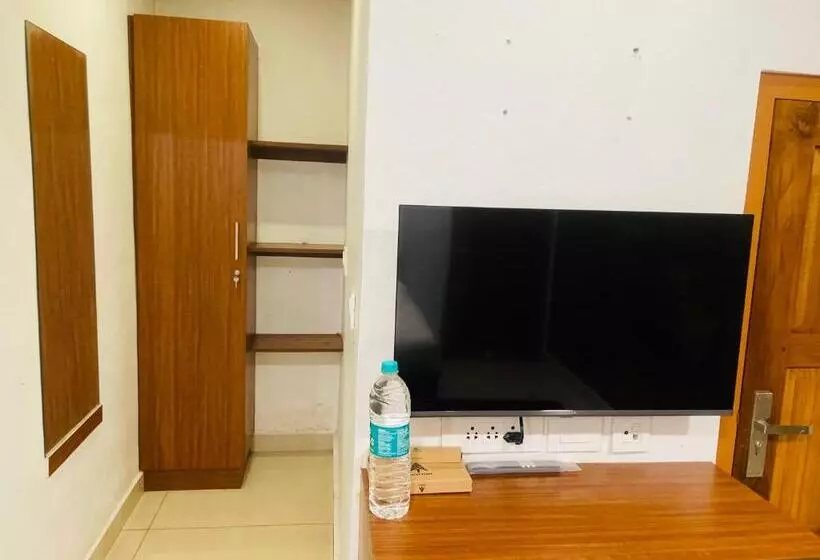 ベッドアンドブレックファースト Thottom Stays Munnar, Forest Bungalow