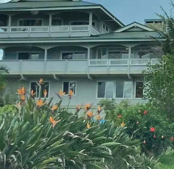 Hilo Bay Ocean View Castle