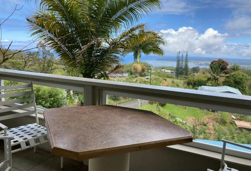 Hilo Bay Ocean View Castle