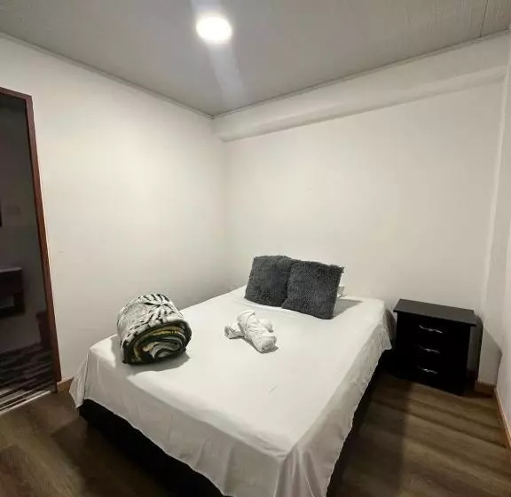 Hotelli Aaron Filandia