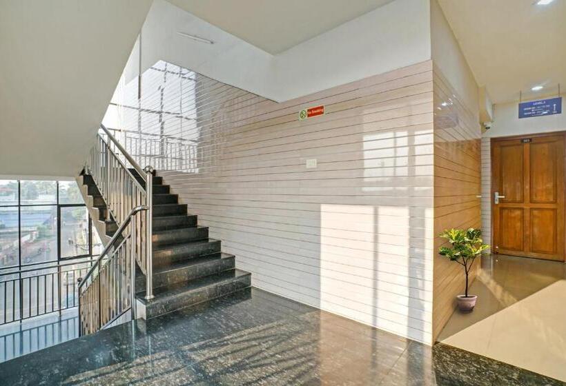 בית מלון כפרי Flagship Chaitanaya Inn Infopark Kochi