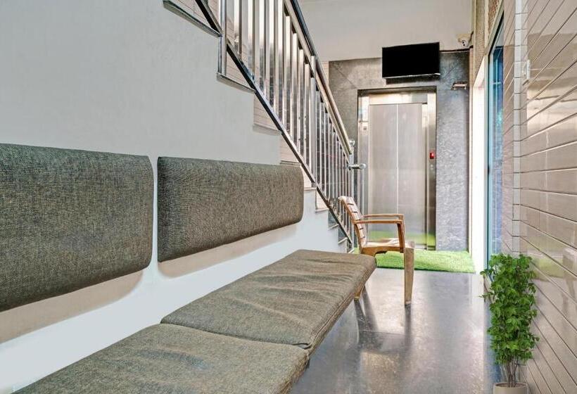 בית מלון כפרי Flagship Chaitanaya Inn Infopark Kochi