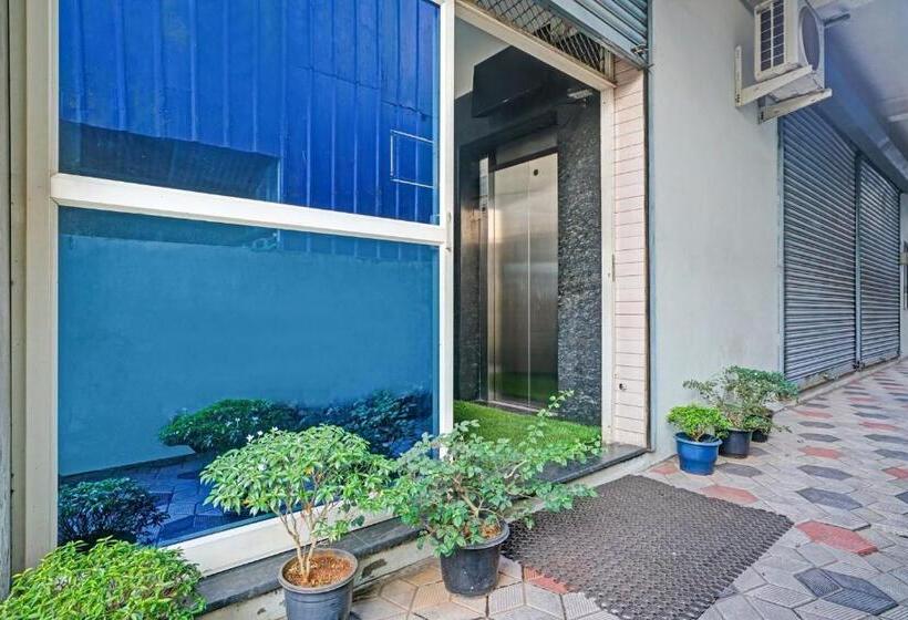 בית מלון כפרי Flagship Chaitanaya Inn Infopark Kochi