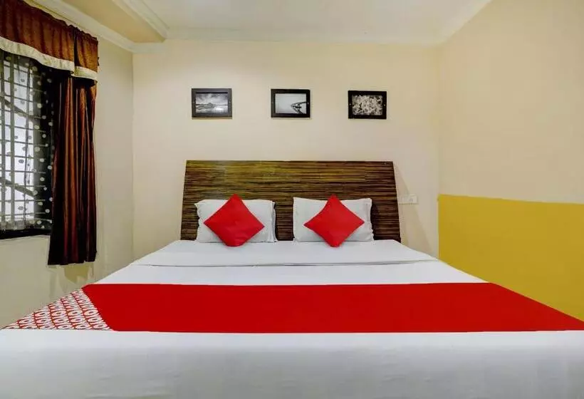 Hotelli Flagship Faris Tower Thekkady
