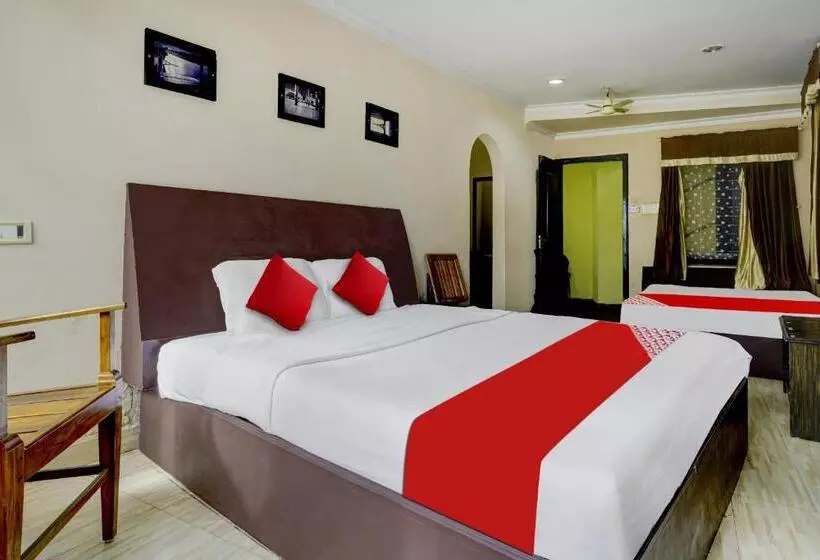 Hotelli Flagship Faris Tower Thekkady