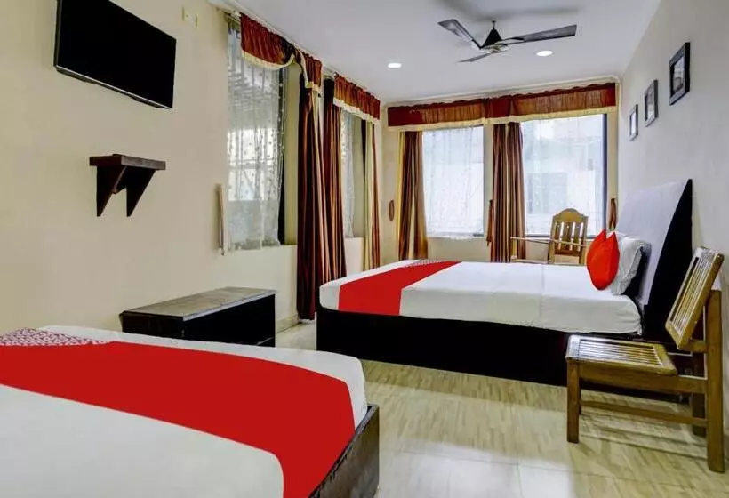 Hotelli Flagship Faris Tower Thekkady