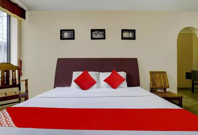 Hotelli Flagship Faris Tower Thekkady