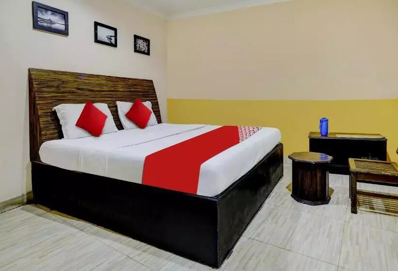 Hotelli Flagship Faris Tower Thekkady