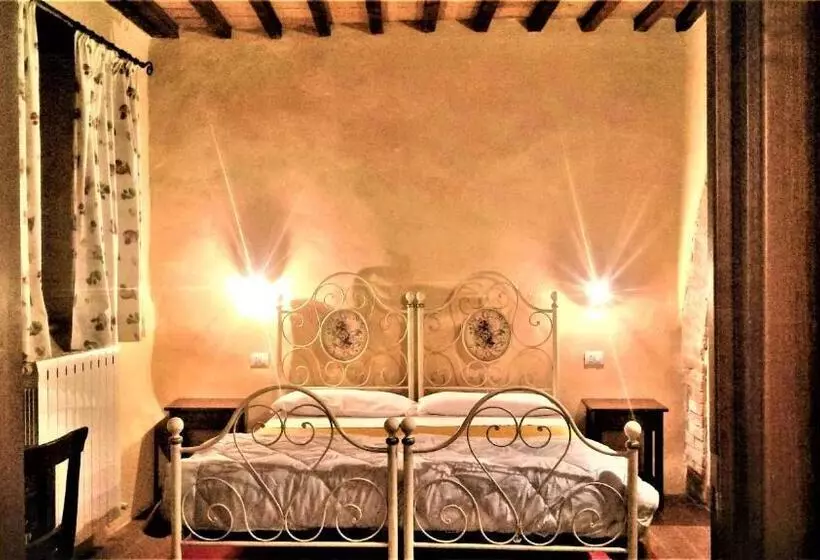 ホテル Large Farmhouse In Umbria  Swimming Pool  Cinema Room  Transparent Geodesic Dome