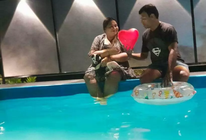 هتل Le Poshe Beachview