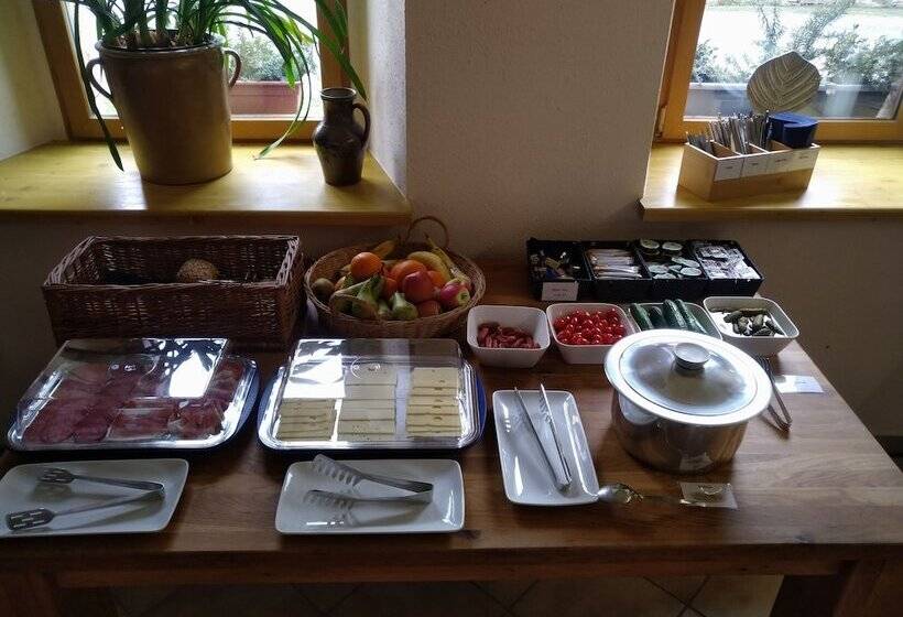 ホテル Schwalbenhof