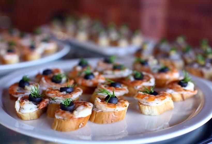 هتل Soaltee Westend Resort Nagarkot