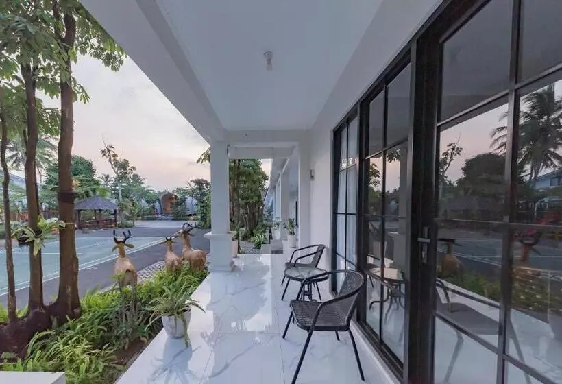 Urbanview Hotel Khayrizsan Tasikmalaya By Reddoorz