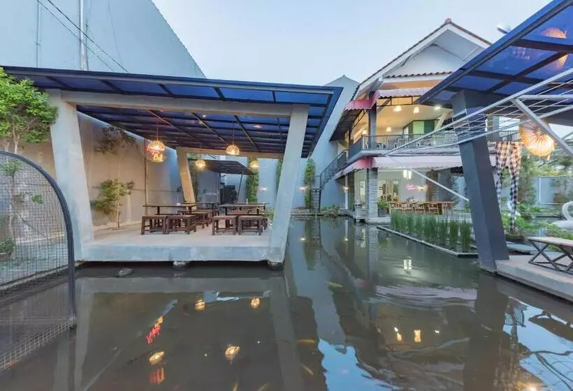 Urbanview Hotel Khayrizsan Tasikmalaya By Reddoorz