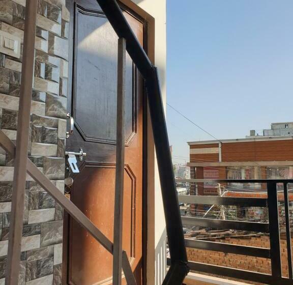 Pensionat Attri Guest House