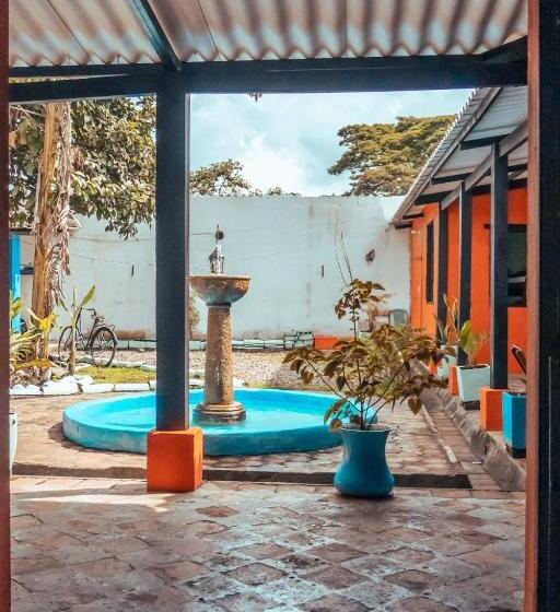 پانسیون Casa Colonial