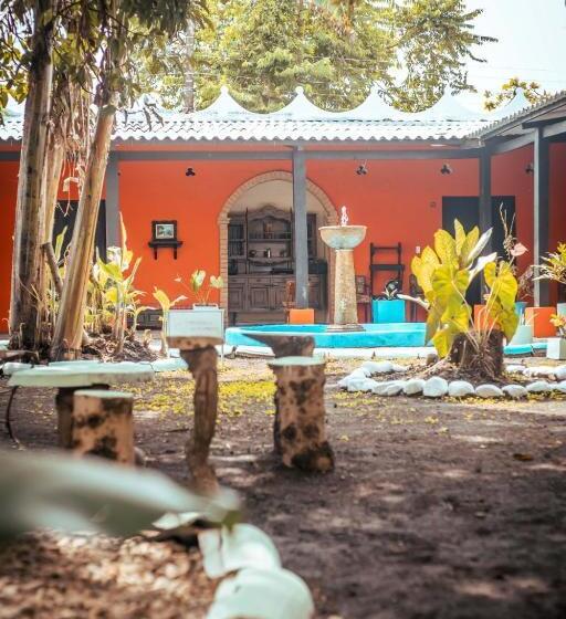 پانسیون Casa Colonial