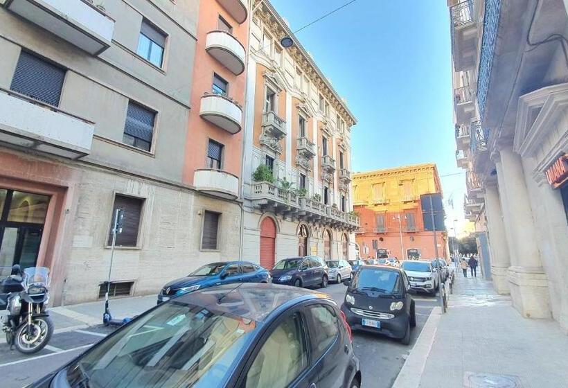 פנסיון Dimora Beluga Bari Centro