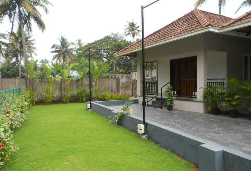 פנסיון Ev Stayz