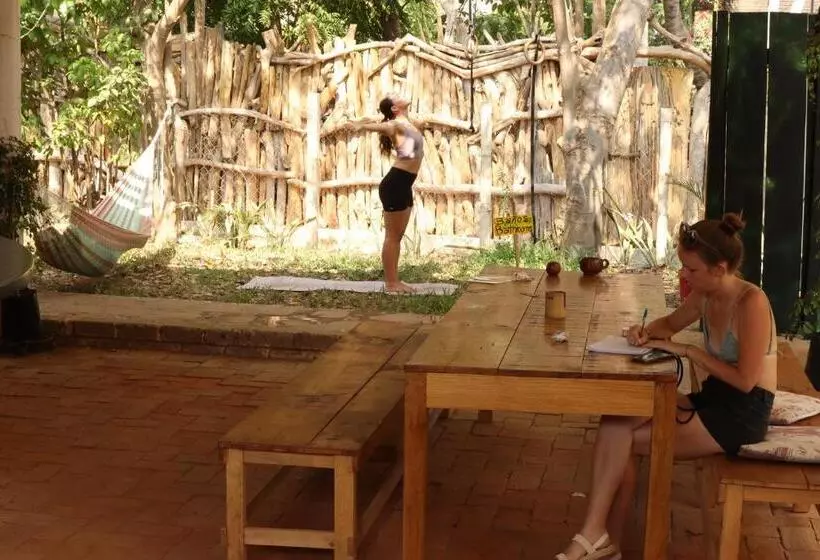 Majatalo Maracuyá Hostal Zipolite   Coworking Space