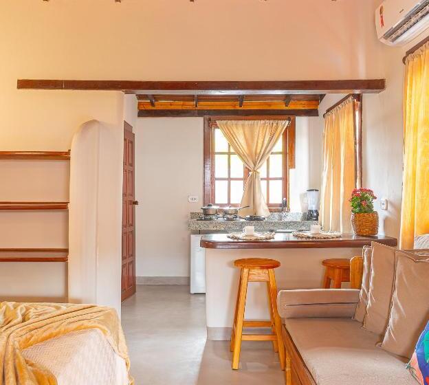 پانسیون Kalug   Chalé Chão De Trancoso Studios