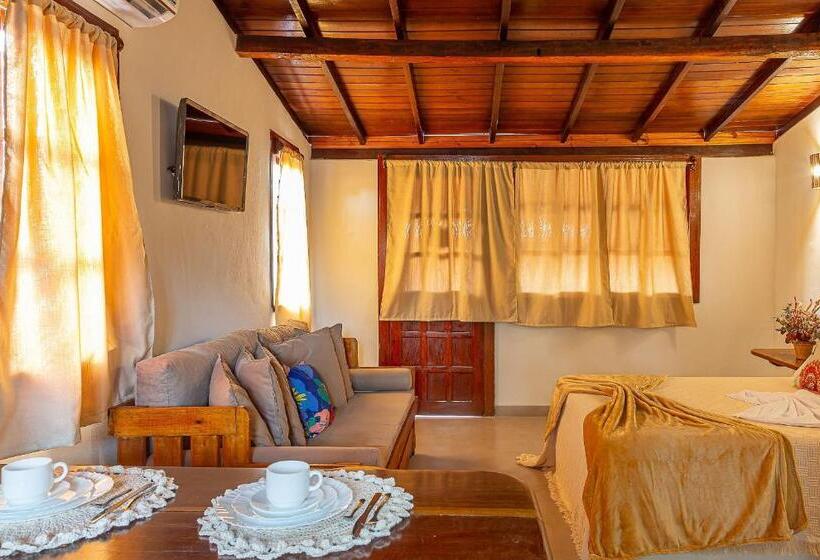 پانسیون Kalug   Chalé Chão De Trancoso Studios