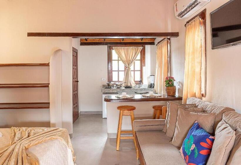 پانسیون Kalug   Chalé Chão De Trancoso Studios