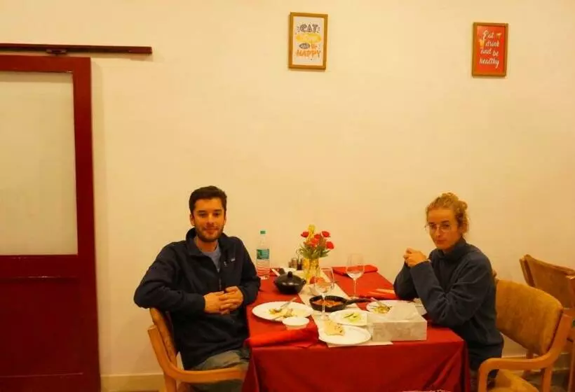 ペンション Wow Relish