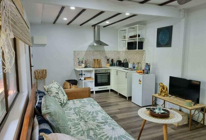 리조트 Rahasia Rainforest Retreat