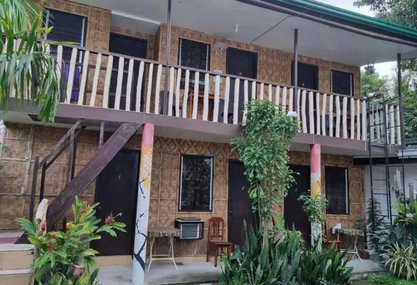 Southpoint Hostel