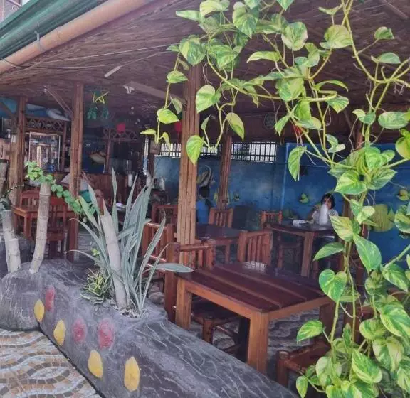 Southpoint Hostel